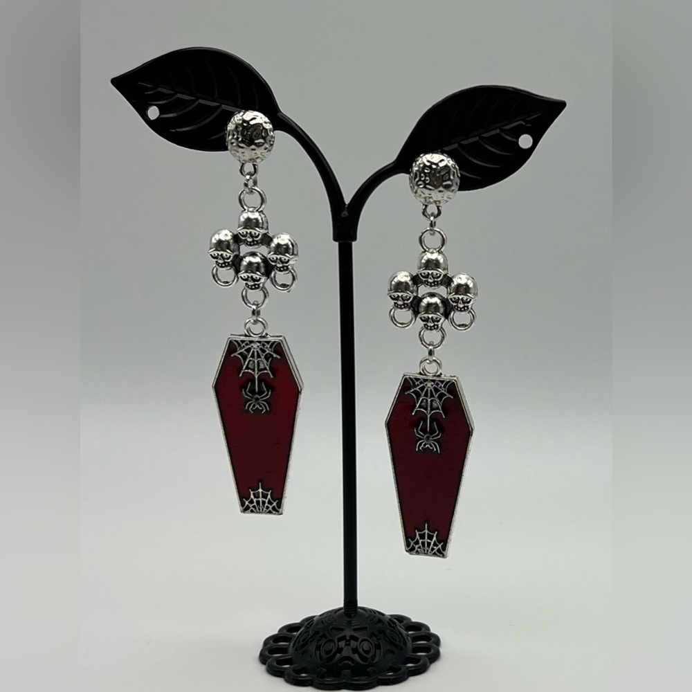 Statement Skull Goth Dangle Earrings - Vampire Co… - image 8